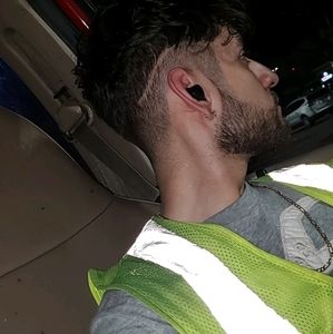 Meet your Posher, Henry